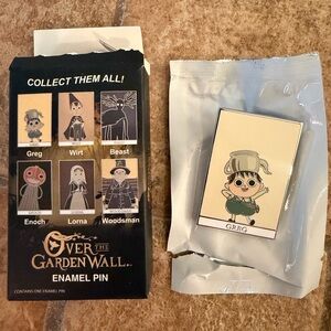 Hot Topic Over the Garden Wall Enamel Pin - Greg